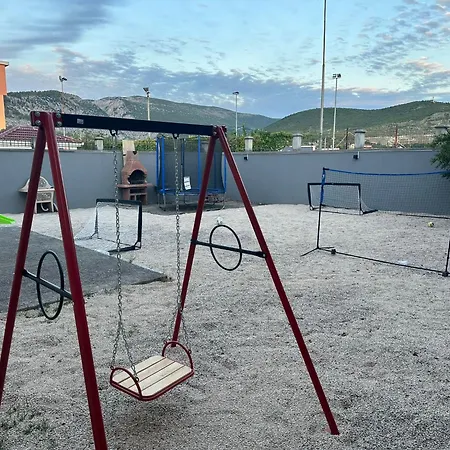 Luxury Euphoria Willa