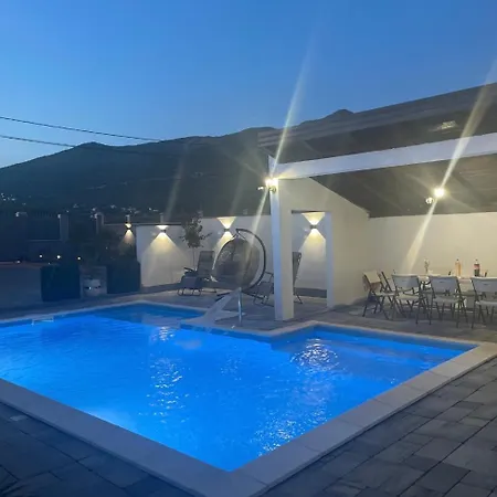 Luxury Euphoria Villa *
